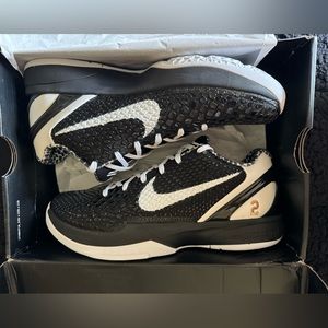 Nike Kobe 6 Mambacita Sweet 16